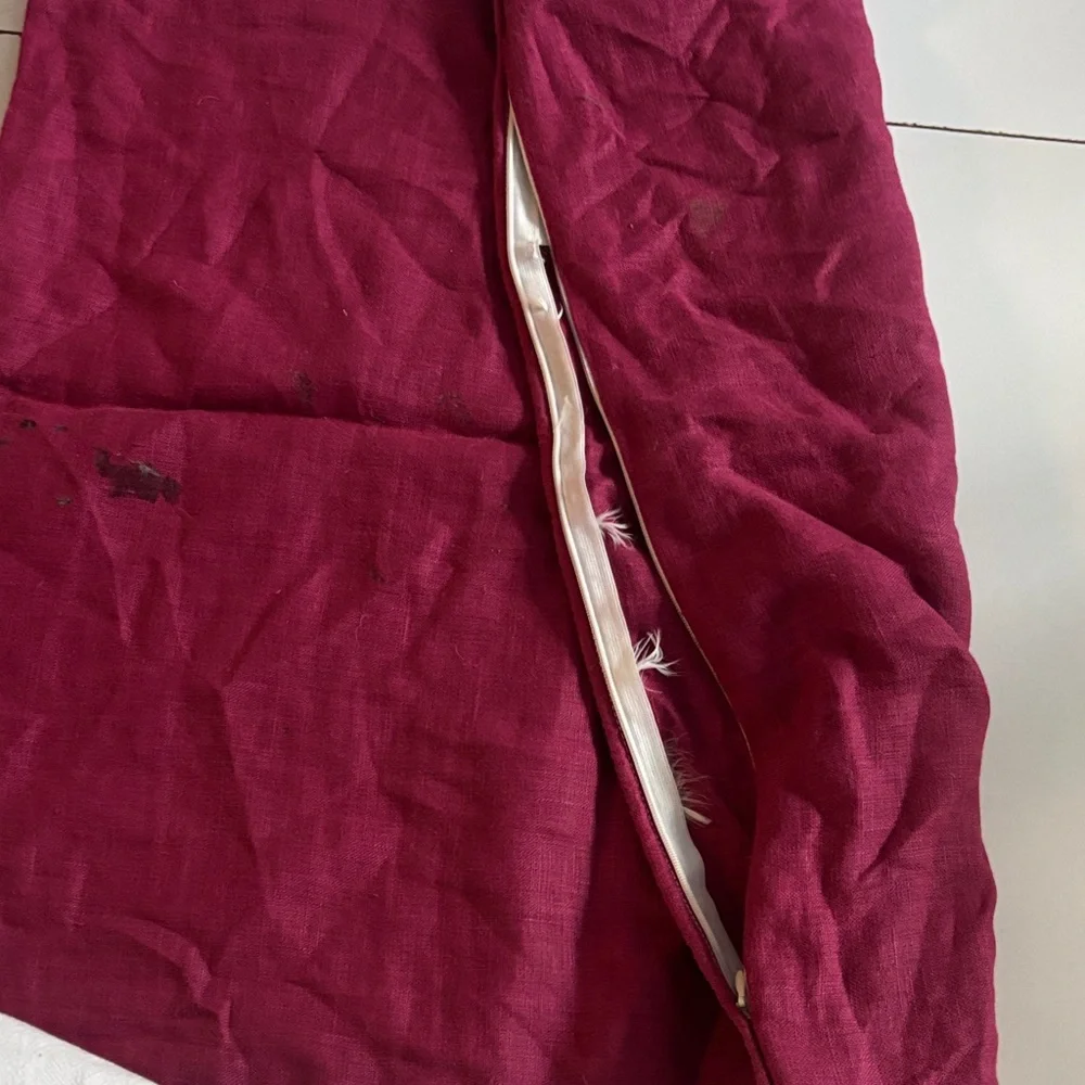 SFERRA Deep Raspberry Linen Pillow Case Cover set of 2